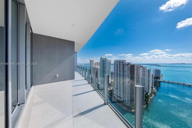 Building Photo - 300 Biscayne Blvd Way