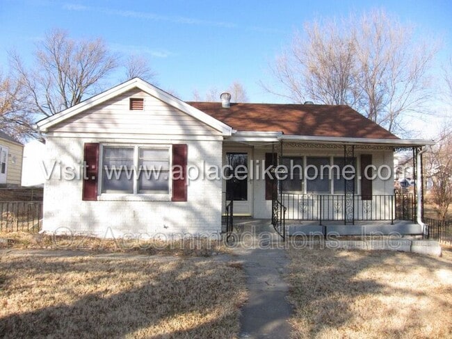 Building Photo - 2936 Stewart Ave
