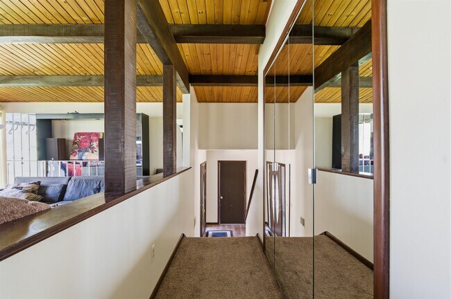 Building Photo - 3942 Stark Ln
