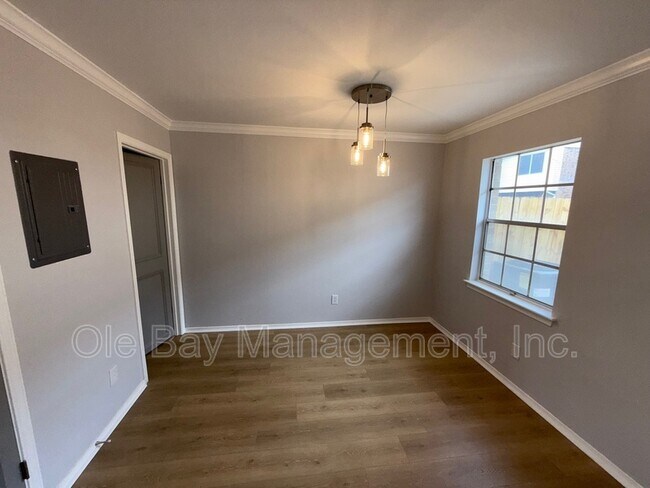 Building Photo - 112 Du Rhu Dr