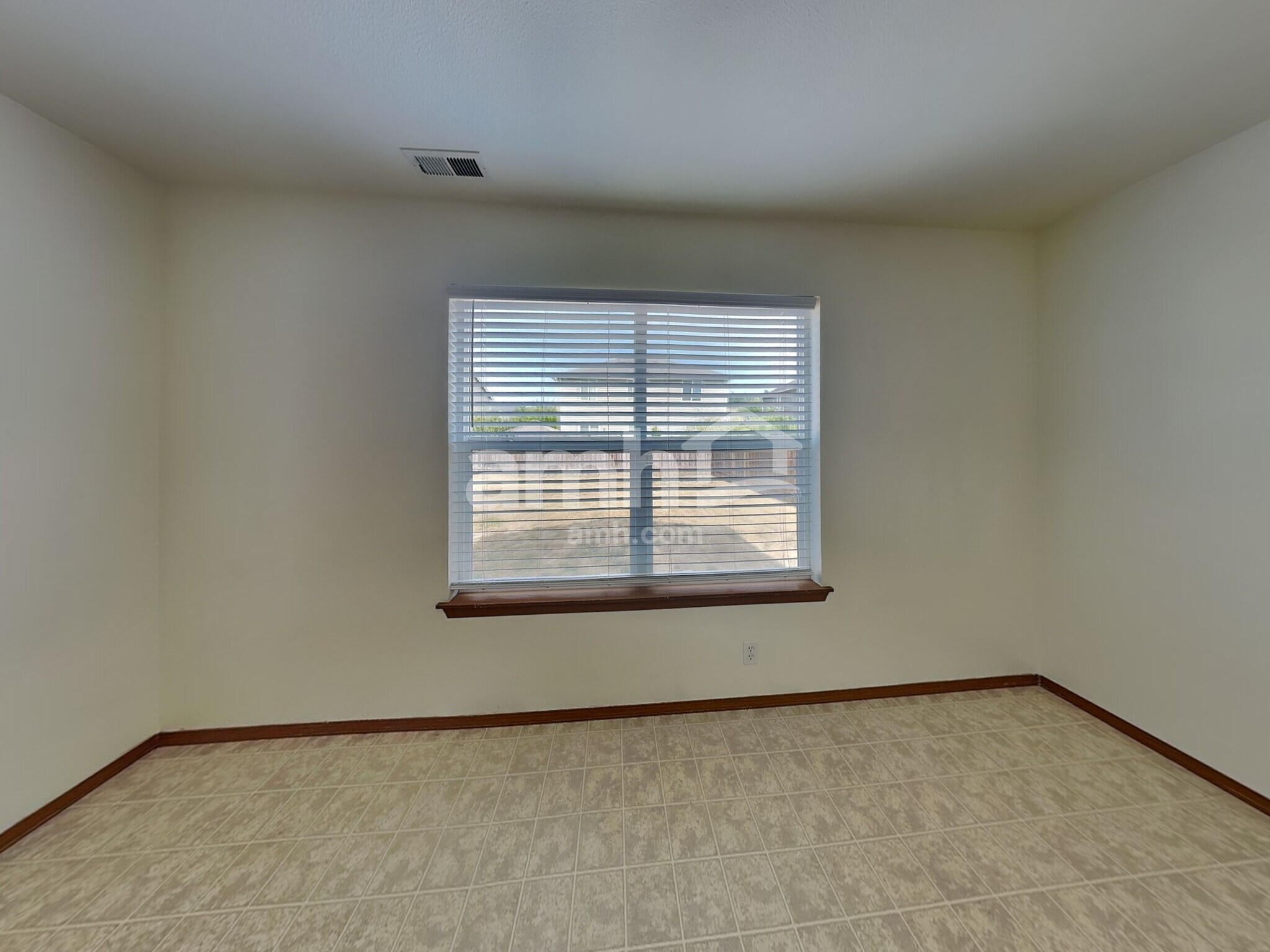 Building Photo - 1110 Boatman Ave NW