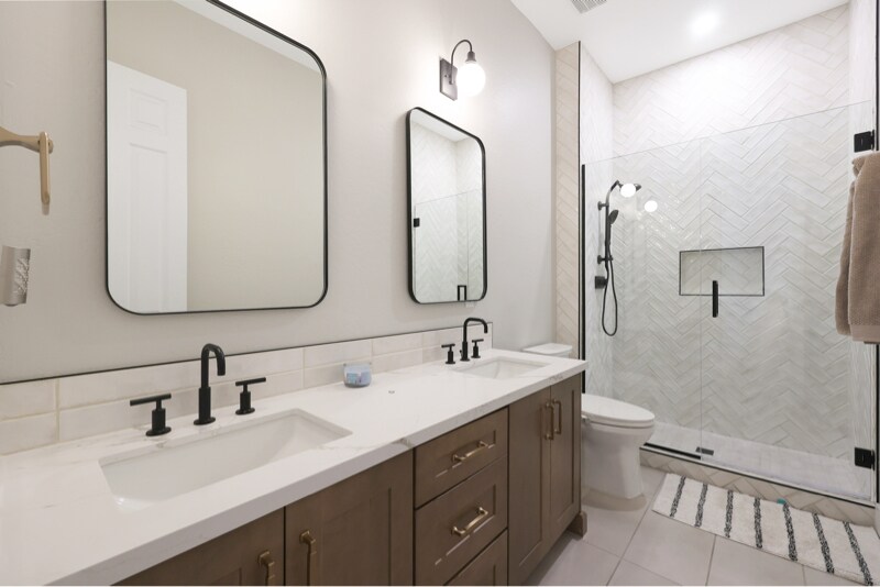 Building Photo - 13214 W Rancho Dr