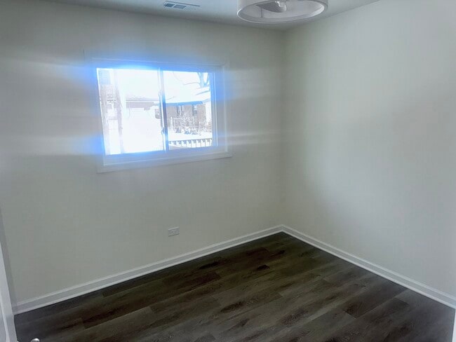 Building Photo - 15119 Meadow Ln