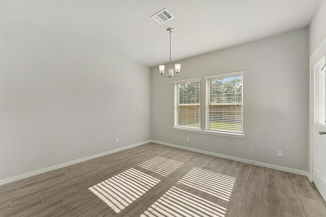 Building Photo - 25609 Aster Trl