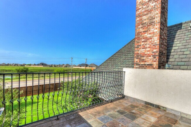 Building Photo - Luxury Living in Rosecreek – 4-Bedroom Home in Deer Creek Schools!