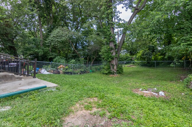 Building Photo - 3457 N Sherman Dr