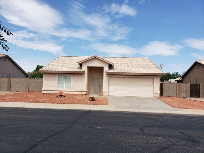 Primary Photo - AVAILABLE NOW, FANTASTIC CHANDLER LOCATION!!!