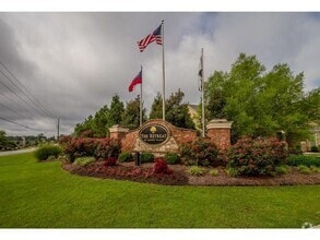 Building Photo - 1558 Driftwood Ln