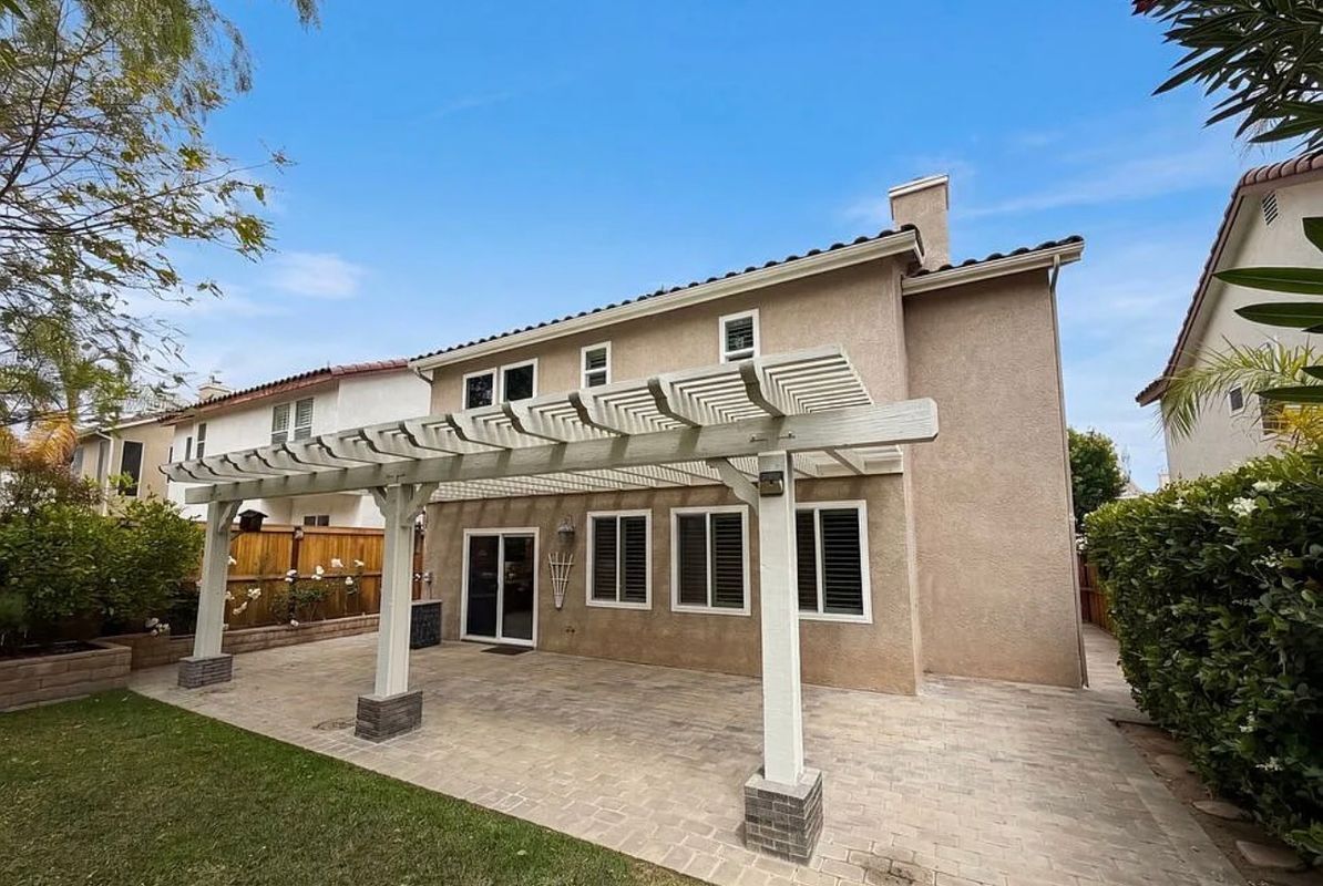 Building Photo - 28441 Silverking Trail