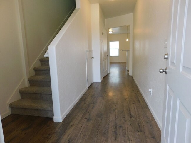 Building Photo - Modern Energy Star Condo