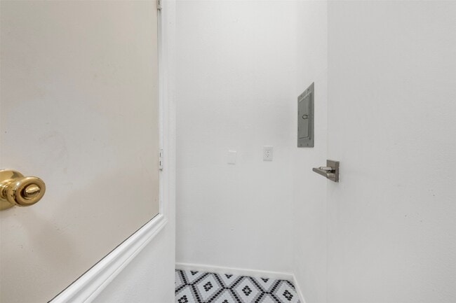 Building Photo - 7950 N Stadium Dr