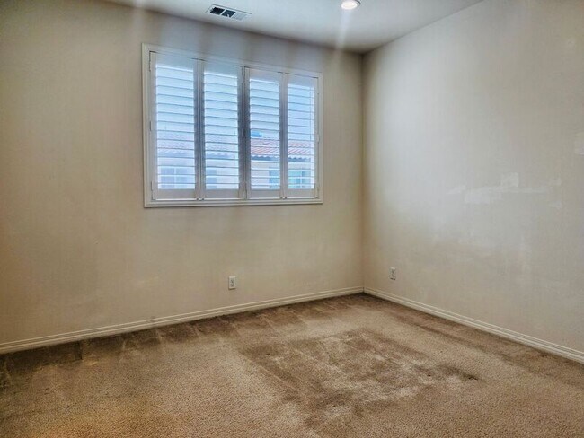 Building Photo - 2415 Tapestry Wy