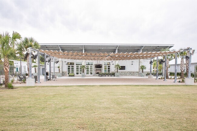 Building Photo - 10465 Wild Rice