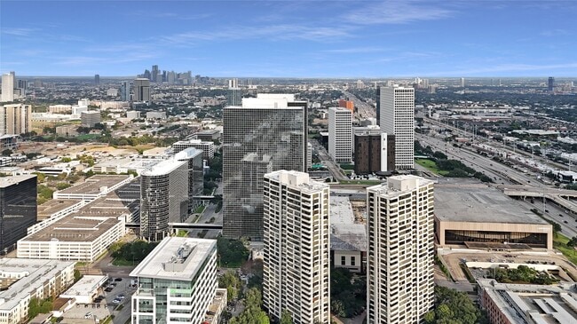 Building Photo - 14 Greenway Plz