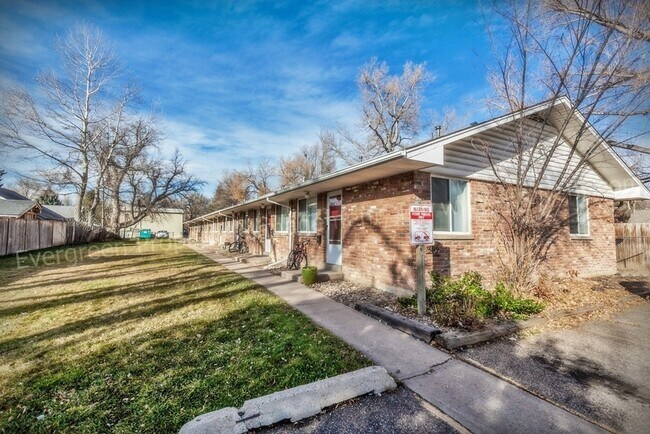 Building Photo - 309 N Shields St