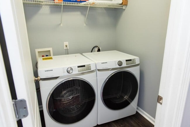 Building Photo - 2505 Arnold Mill Rd NW