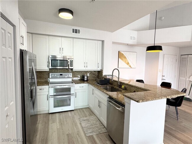 Building Photo - 1190 Reserve Way