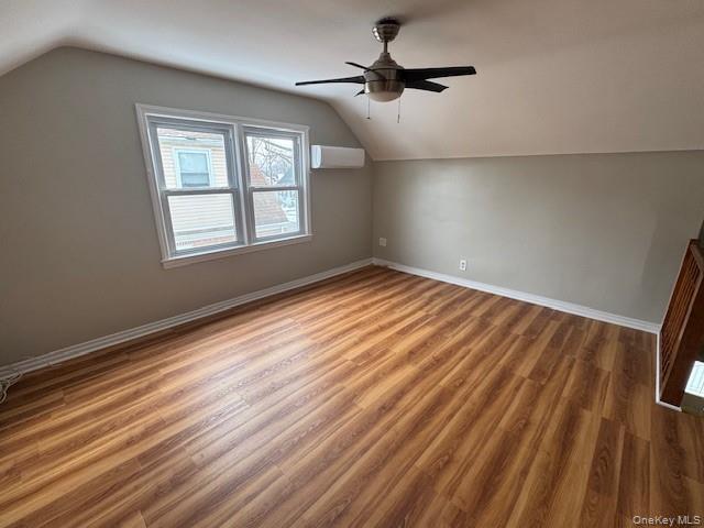 Building Photo - 516 N 1st St