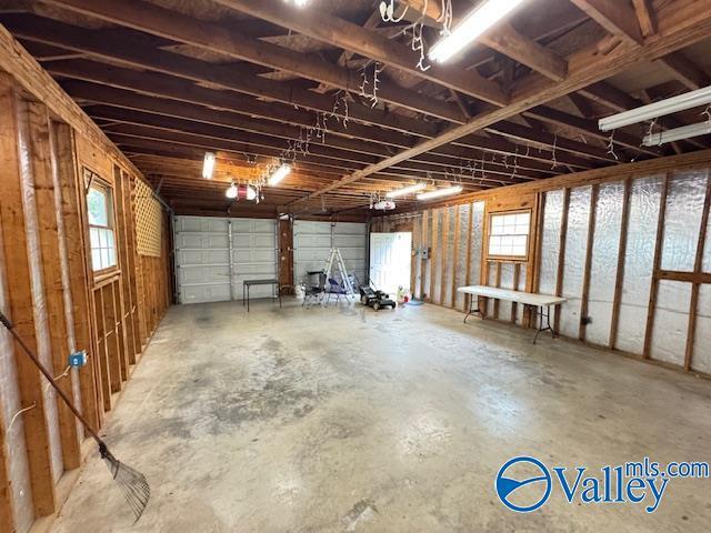 Building Photo - 13003 Camelot Dr SE