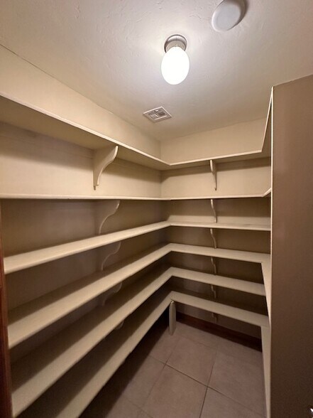 Building Photo - 3605 NW 51st St