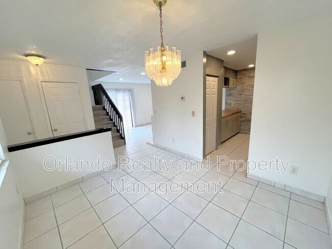 Building Photo - 5151 Picadilly Circus Ct