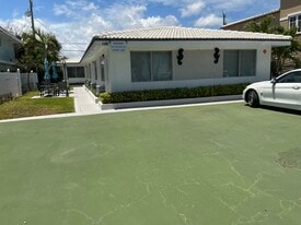 Building Photo - 4205 Bougainvilla Dr
