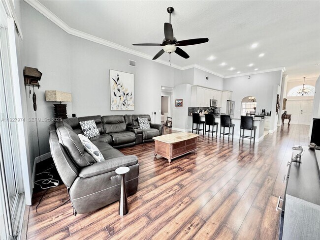 Building Photo - 19754 Dinner Key Dr