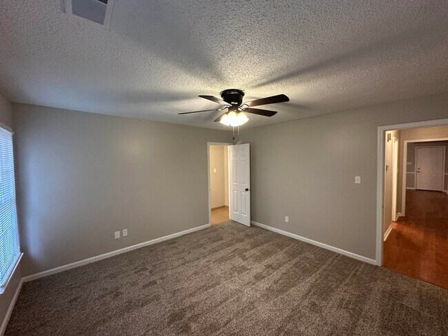 Building Photo - 4439 Green Creek