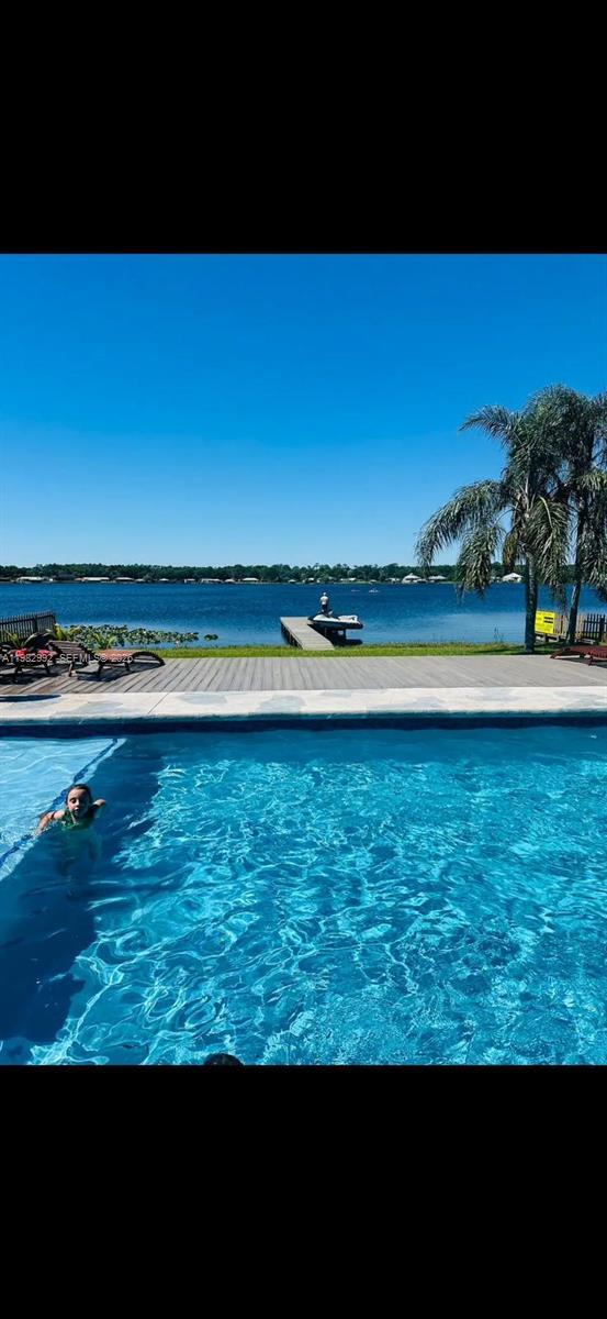 Building Photo - 3116 Tanglewylde Ave