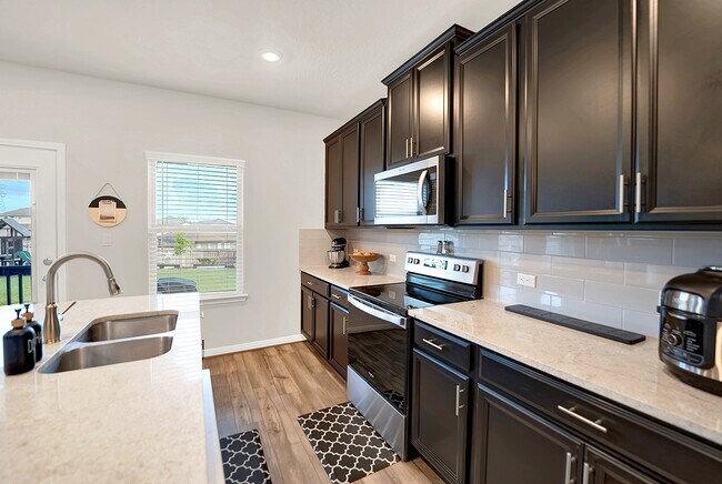 Building Photo - 339 Quinton Bnd