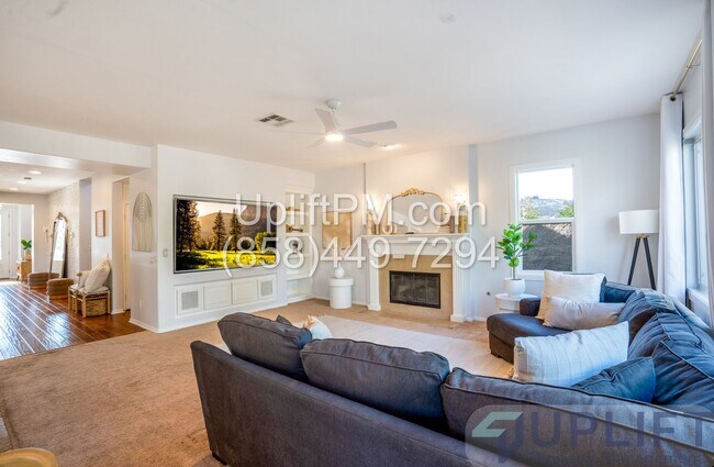 Building Photo - Spacious 5-Bedroom Home with Pool & Spa in...