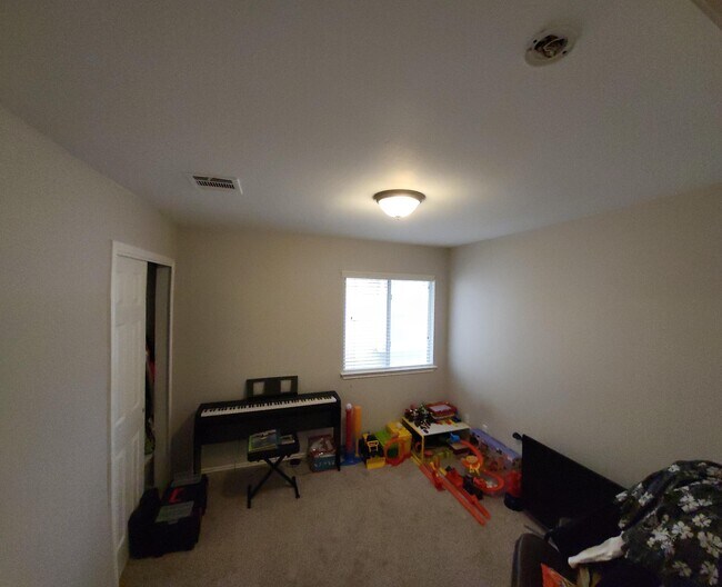 Building Photo - 1021 Rawhide Trl