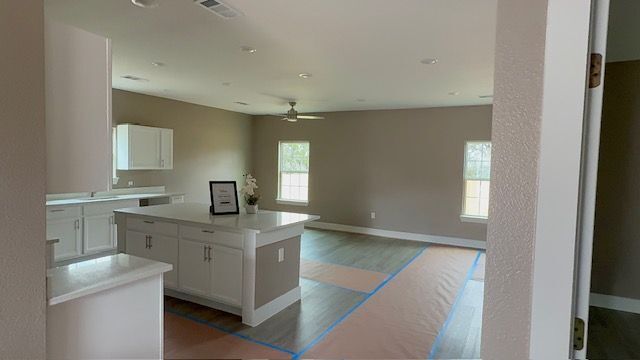 Building Photo - 3513 Tomahawk Dr