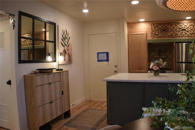 Building Photo - 1625 N Murray Blvd