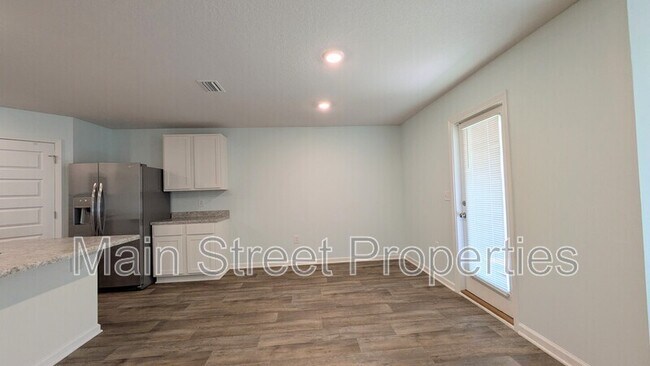 Building Photo - 10624 Queens Gate Cir