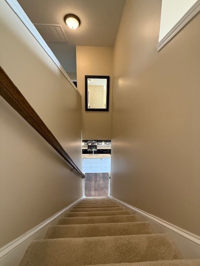 Building Photo - Beautiful 4BR Home in Shadow Moss – Available Now!