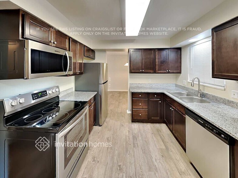 Building Photo - 6341 W 108th Ave