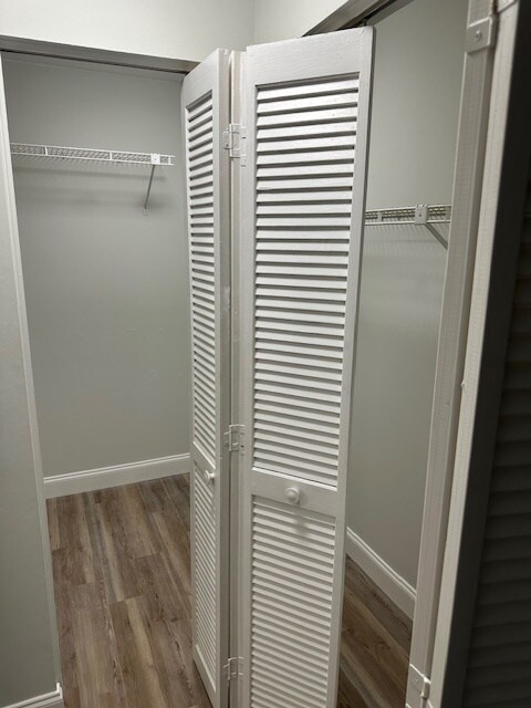 Building Photo - 3801 Crown Point Rd