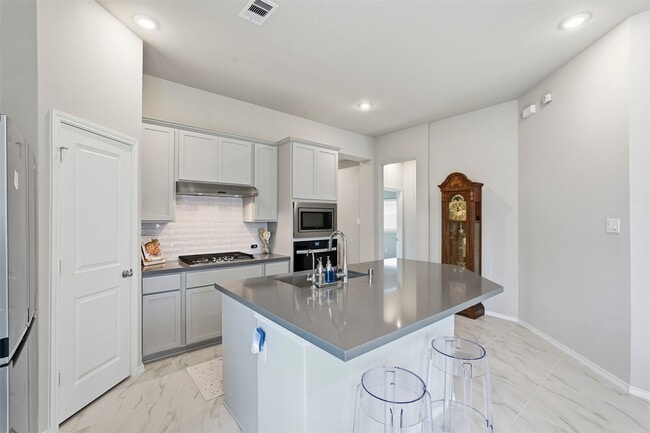 Building Photo - 10526 Cabot Trl