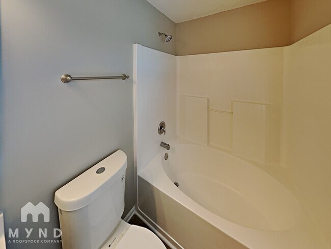 Building Photo - 11550 Stewarts Crossing Dr