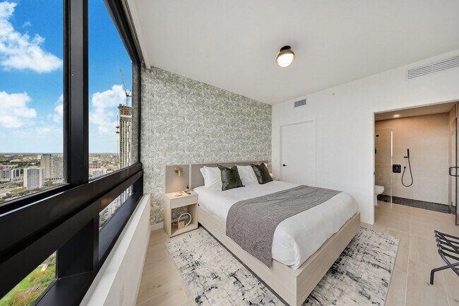 Building Photo - 40 NW 3rd St