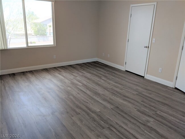 Building Photo - 824 Ribbon Grass Ave
