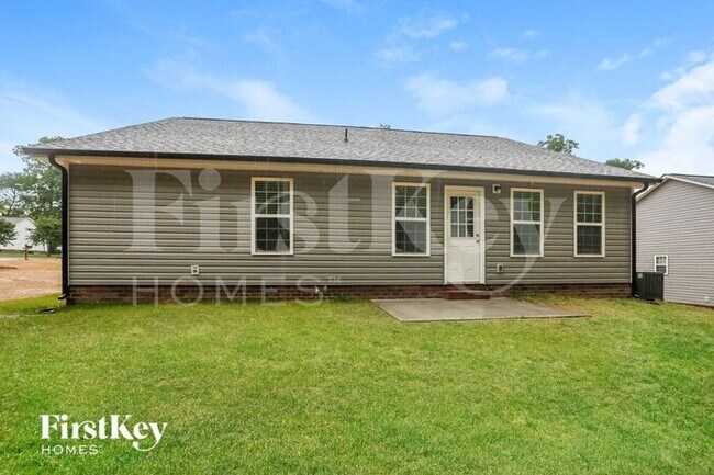 Building Photo - 2061 Samantha Dr