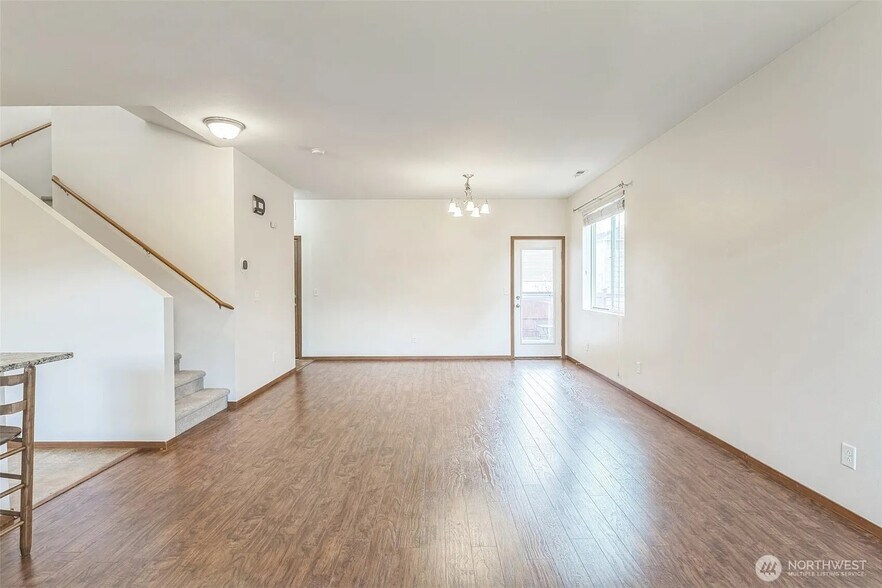 Building Photo - 1418 51st St NE
