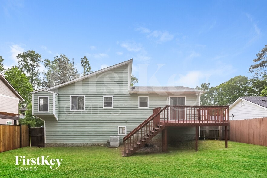 Building Photo - 1389 Millstream Trail NW
