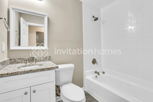 Building Photo - 3054 Cottonwood Dr Se