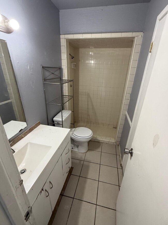 Building Photo - 2107 49th St