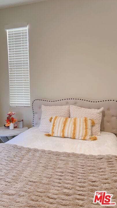 Building Photo - 1703 Sagunto Pl