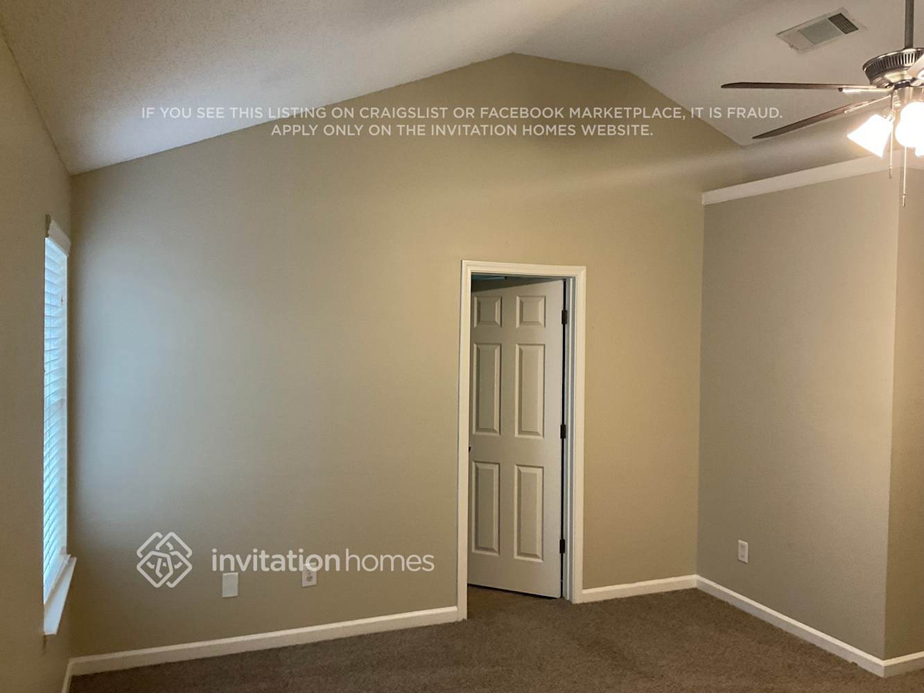 Building Photo - 135 Hidden Creek Dr