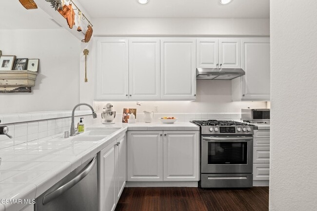 Building Photo - 4891 Santo Dr